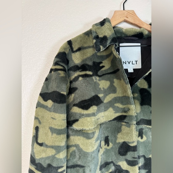 NVLT Vincenza Camo Print Faux Fur Jacket Snap-Front Women's Small Anthropologie - Picture 7 of 16